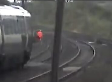 Rail contractor urged to rethink working strategies after end to-pass over