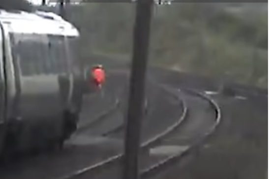 Rail contractor urged to rethink working strategies after end to-pass over