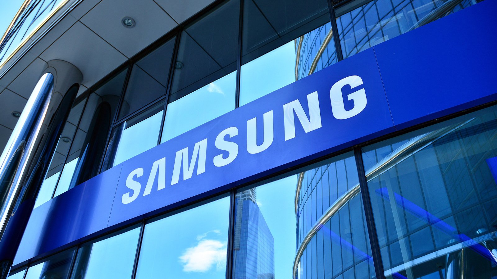 Samsung MagicINFO 9 Server RCE flaw now exploited in assaults